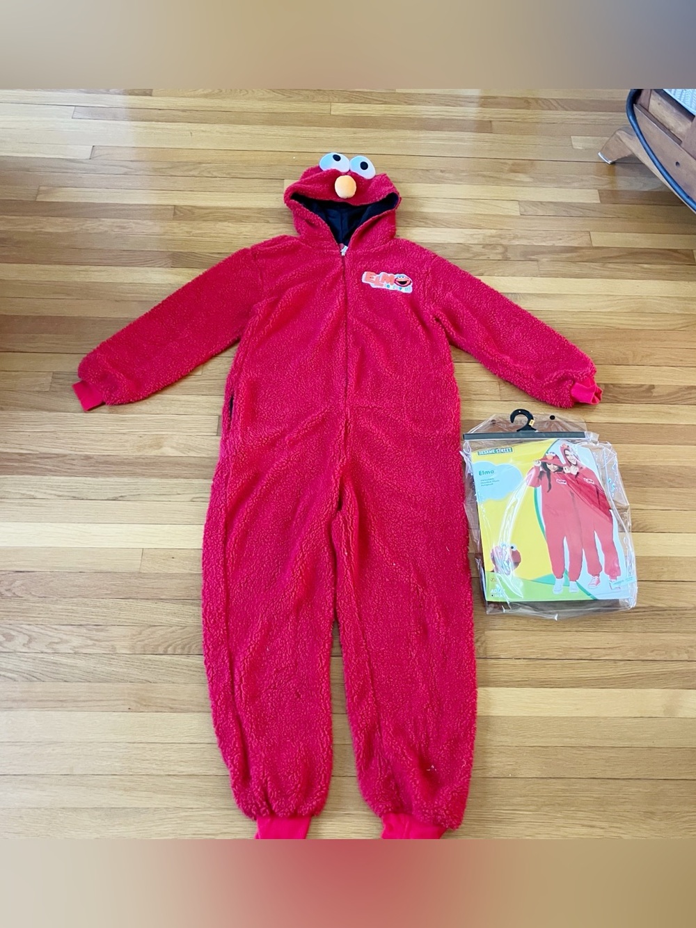 Elmo Sesame Street Red Fuzzy One Piece Halloween Costume Small Medium